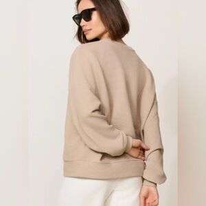 Lune Amber modern fit crew size S EUC